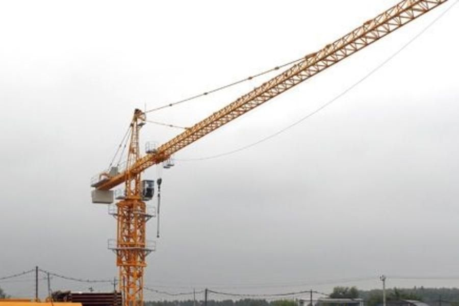 Башенный кран SYM FO23B (QTZ 145) с оголовком стрелы